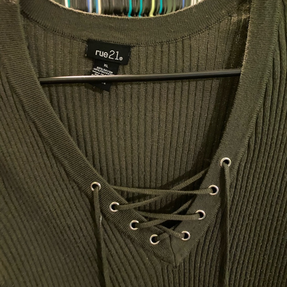 Super cute long sleeve